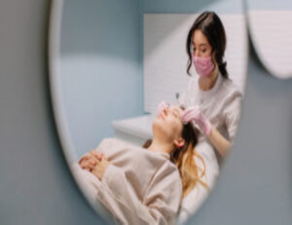 Best Hair Transplant Clinic in Noida & Delhi NCR 5 1111121 |